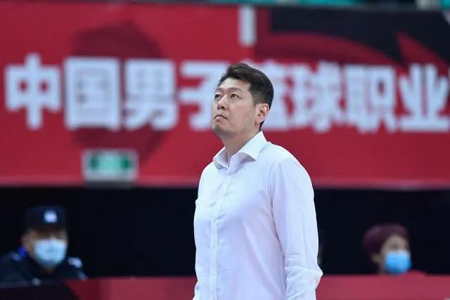 宝贝乖让我尿在里边h